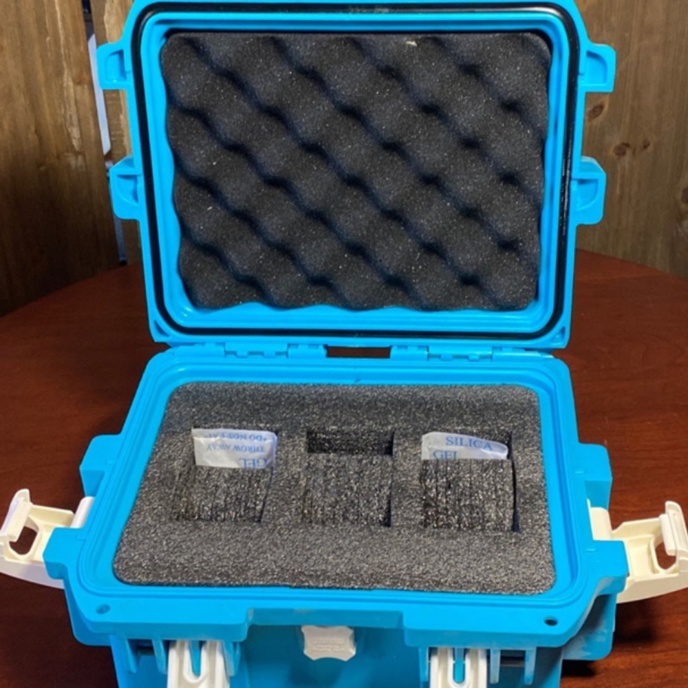 Invicta Limited Edition Collector Case - Picture 3 of 3